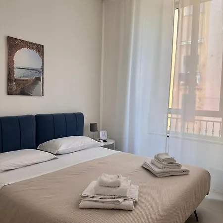 Blu Parthenope A Spaccanapoli 4* Неаполь